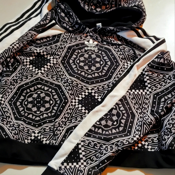 Adidas Hoodie Geometric Black & White Rare Size M - Picture 1 of 6